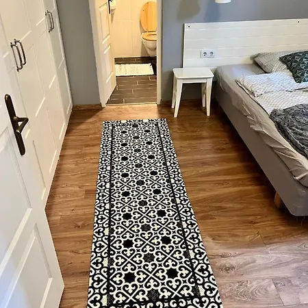 Adorable, Cosy At The Heroes' Square Apartment *