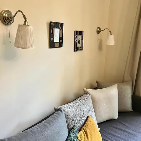 Apartment Adorable, Cosy At The Heroes' Square
