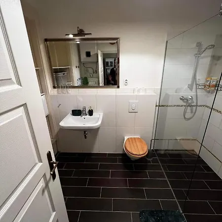 Adorable, Cosy At The Heroes' Square Apartamento *